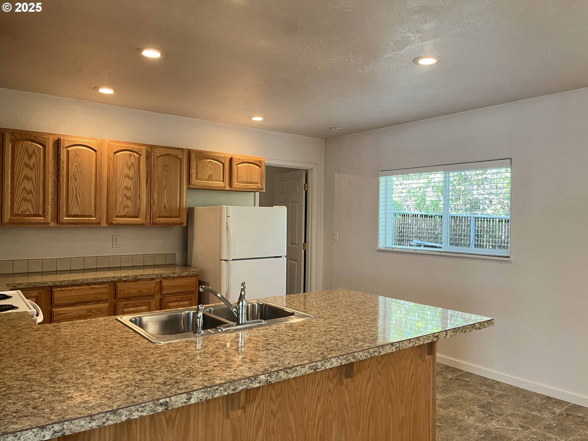 29 Easy Street Florence, OR 97439 - Photo 11 of 41