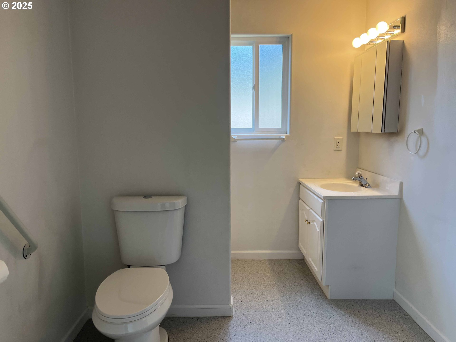 29 Easy Street Florence, OR 97439 - Photo 21 of 41