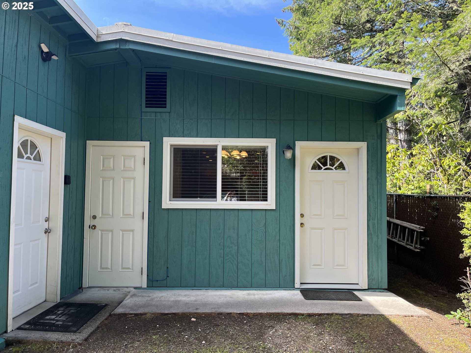 29 Easy Street Florence, OR 97439 - Photo 3 of 41