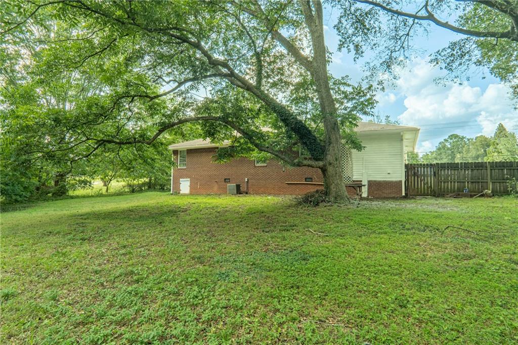 593 Hurt Road Southwest Smyrna, GA 30082 - Photo 14 of 15 Gallery Image 14