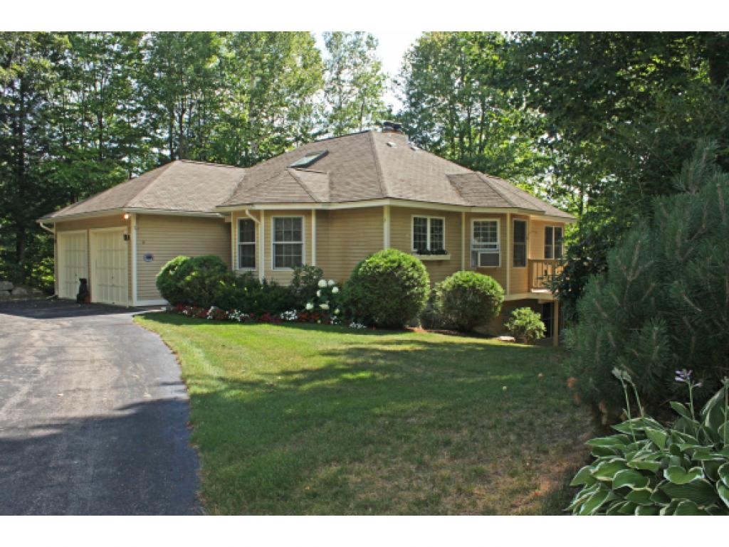 12 Holly Ridge Lane Conway, NH 03818 - Photo 2 of 33