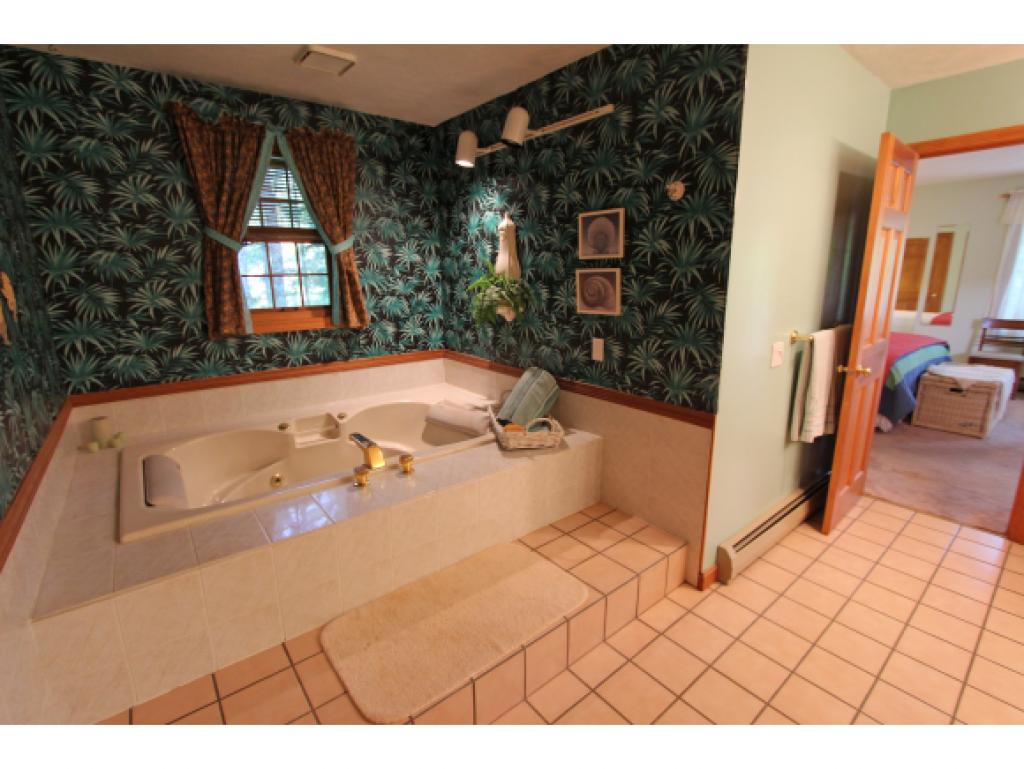 12 Holly Ridge Lane Conway, NH 03818 - Photo 17 of 33