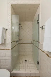 $2,695,000 | 1811 Prospect Avenue, Santa Barbara, CA 93103