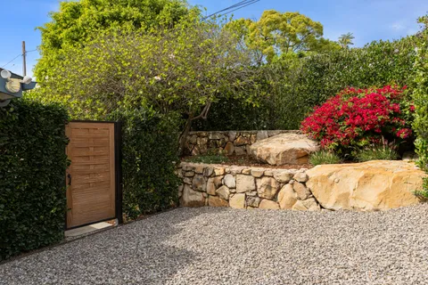 $2,695,000 | 1811 Prospect Avenue, Santa Barbara, CA 93103