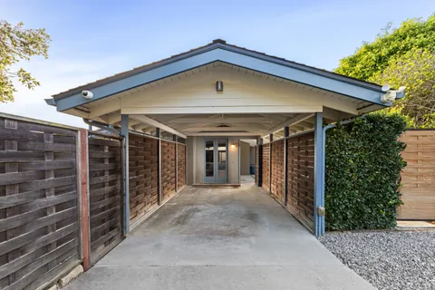$2,695,000 | 1811 Prospect Avenue, Santa Barbara, CA 93103