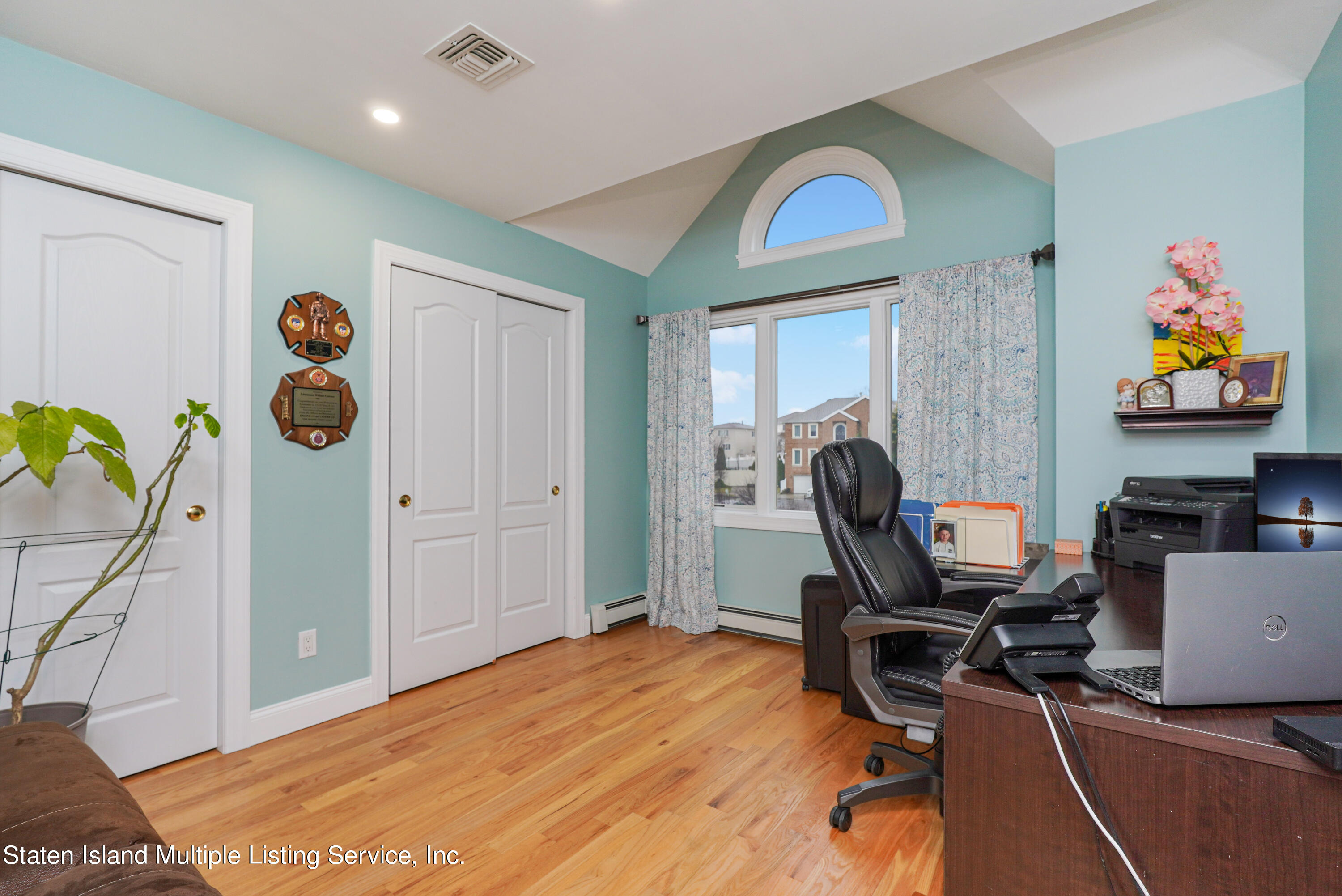 43 Brookside Loop Staten Island, NY 10309 - Photo 27 of 58 Photo Jun 18 2019, 3 38 31 PM