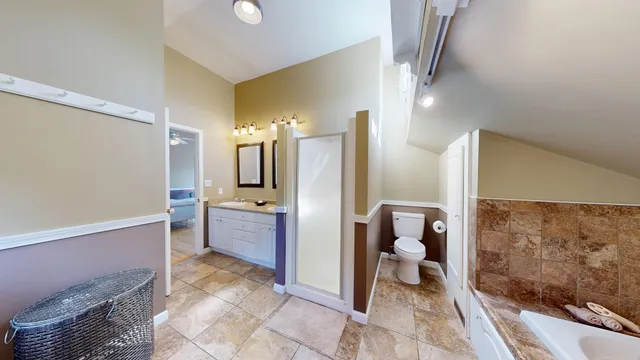 $600,000 | 255 Talbot Avenue, Rockland, ME 04841