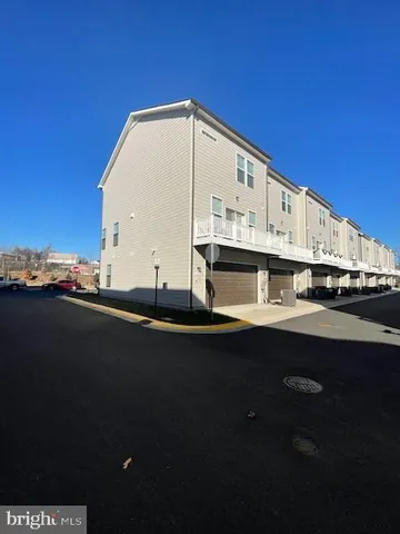 $3,100 | 301 Willis Street, Fredericksburg, VA 22401