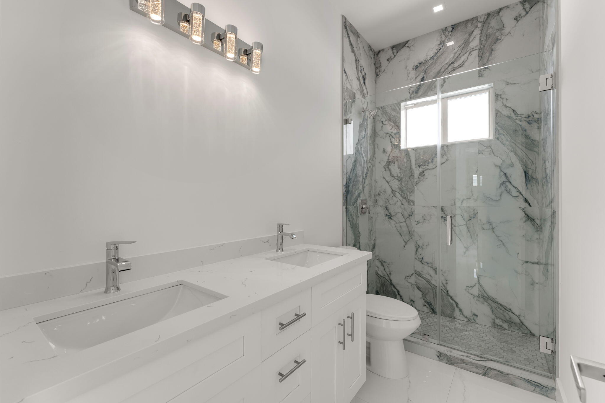 272 Lower Matecumbe Road Key Largo, FL 33037 - Photo 11 of 55 2nd Bathroom