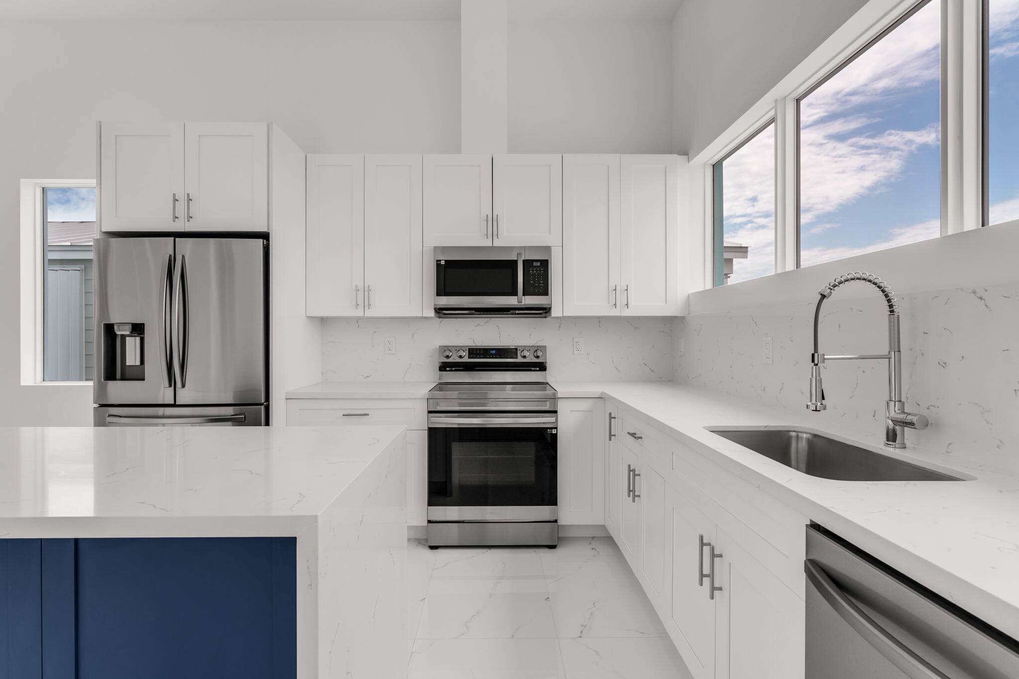 272 Lower Matecumbe Road Key Largo, FL 33037 - Photo 7 of 55 16-web-or-mls-272LowerMatecumbeRd-16