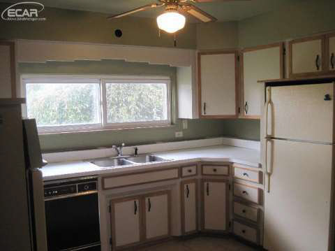 7966 South State Road Bancroft, MI 48414 - Photo 7 of 11 20424857-6.JPG