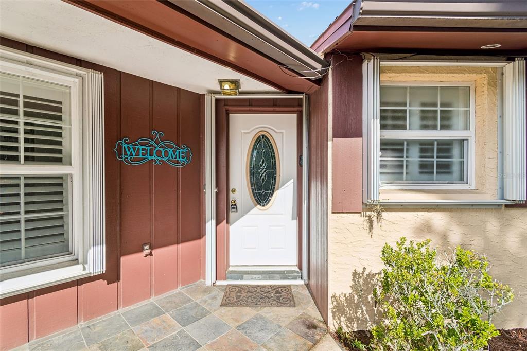7635 Tanglewood Drive New Port Richey, FL 34654 - Photo 4 of 29 Gallery Image 4