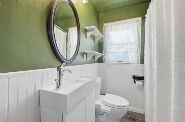 $234,900 | 1501 10th Street North, Fargo, ND 58102