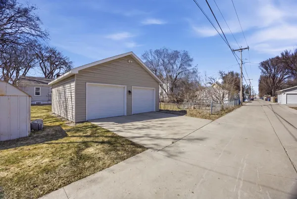 $234,900 | 1501 10th Street North, Fargo, ND 58102