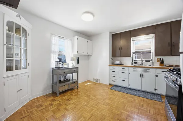 $234,900 | 1501 10th Street North, Fargo, ND 58102