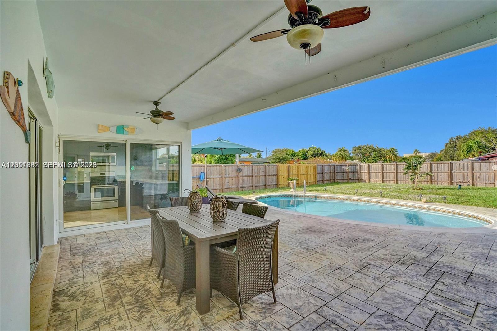 4519 West Park Road Hollywood, FL 33021 - Photo 24 of 27