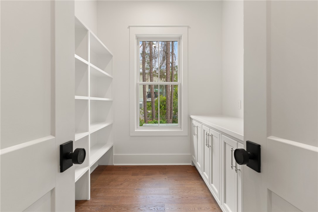 337 Lake Stillwater Drive St. Simons Island, GA 31522 - Photo 16 of 51 pantry