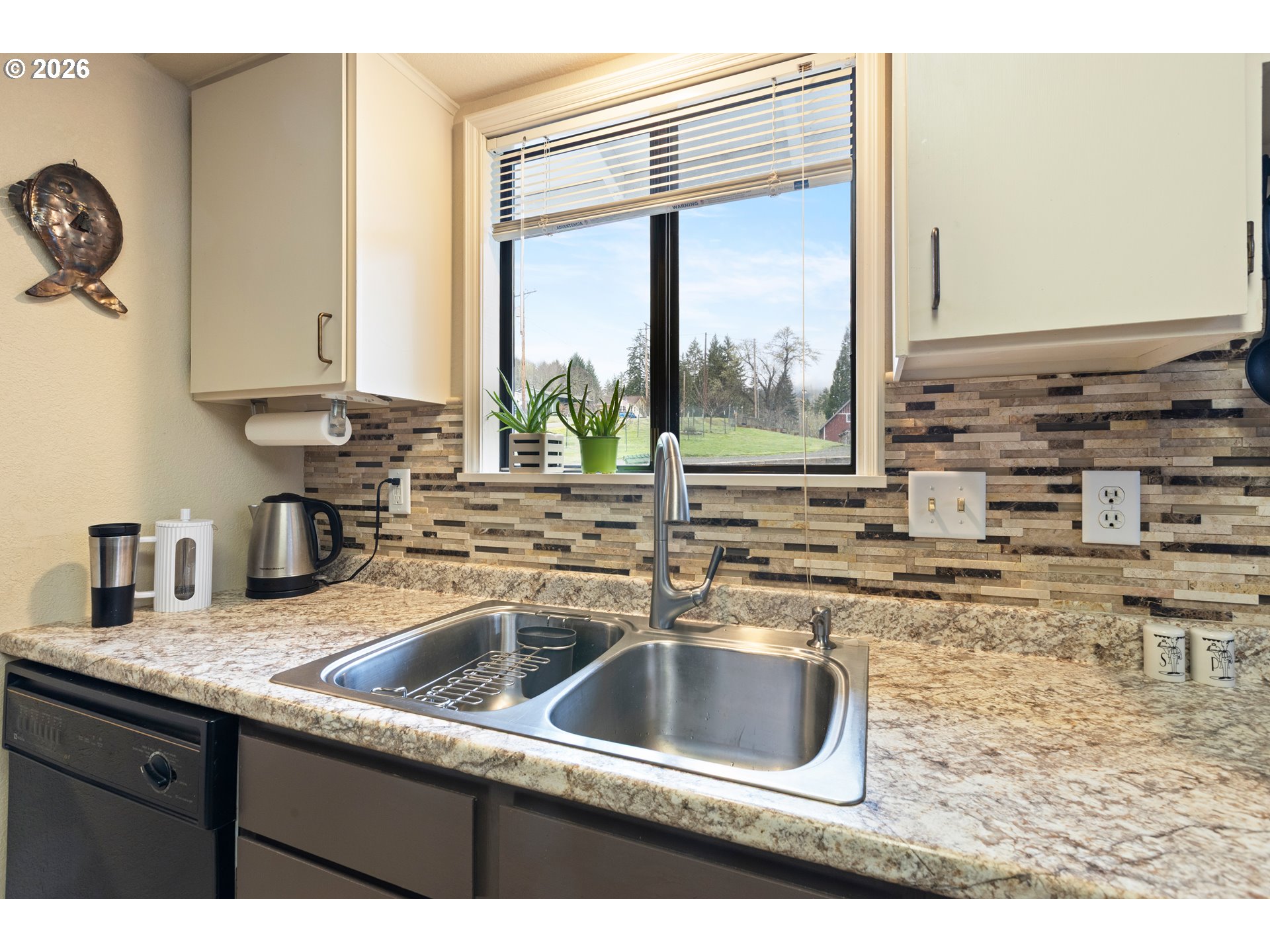 479 2nd Street Elkton, OR 97436 - Photo 12 of 46 Kitchen