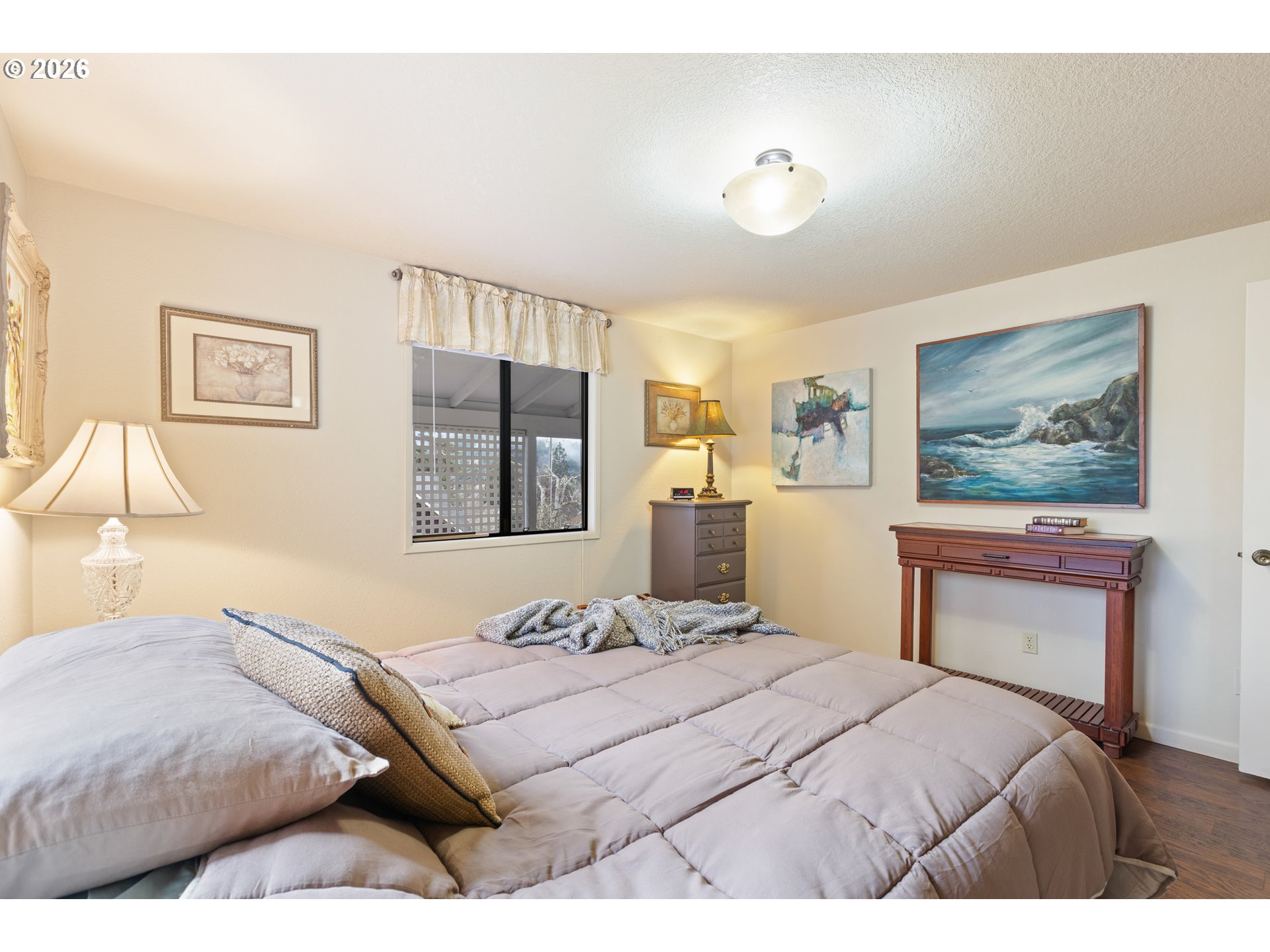 479 2nd Street Elkton, OR 97436 - Photo 16 of 46 Bedroom, Owner's Suite