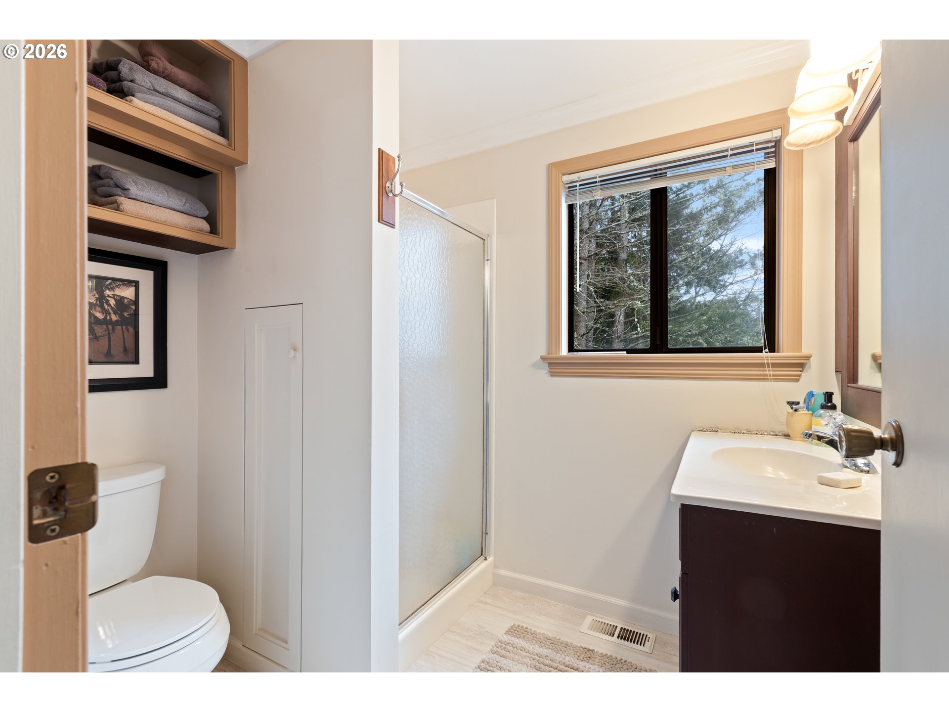 479 2nd Street Elkton, OR 97436 - Photo 20 of 46 En Suite Bathroom