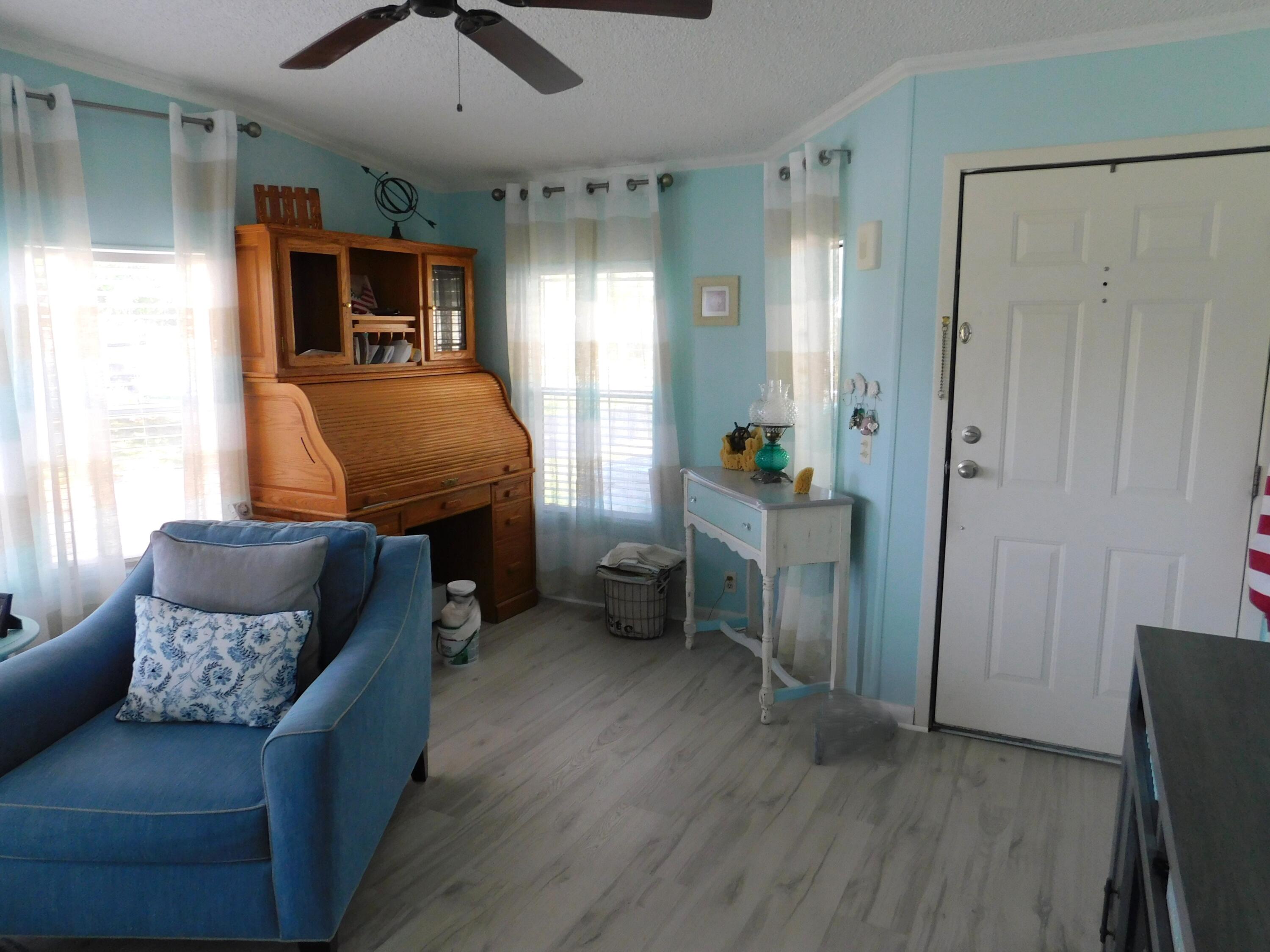 514 Hemingway Terrace Fort Pierce, FL 34982 - Photo 3 of 15 DSCN0723 - Copy