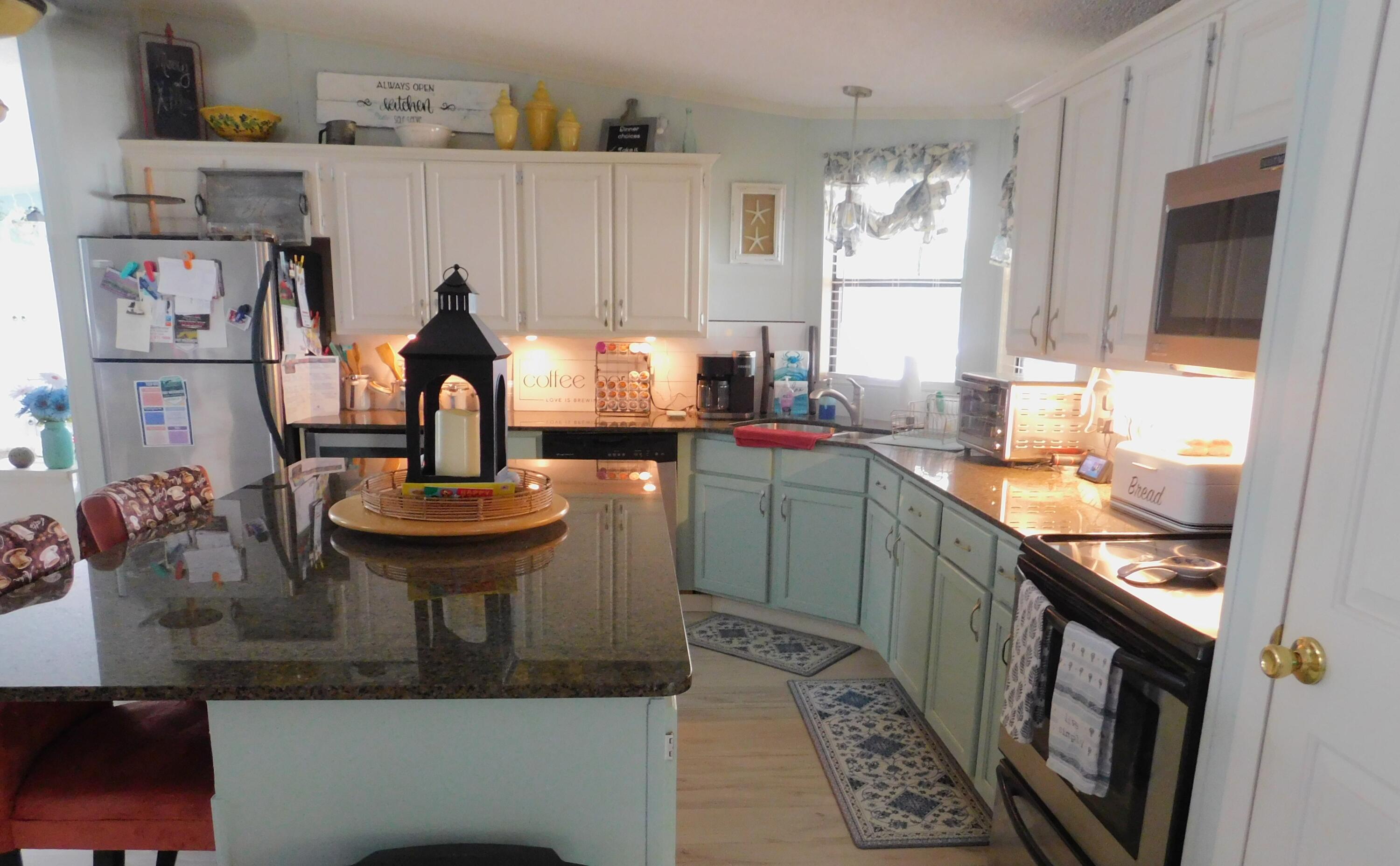 514 Hemingway Terrace Fort Pierce, FL 34982 - Photo 6 of 15 DSCN0734