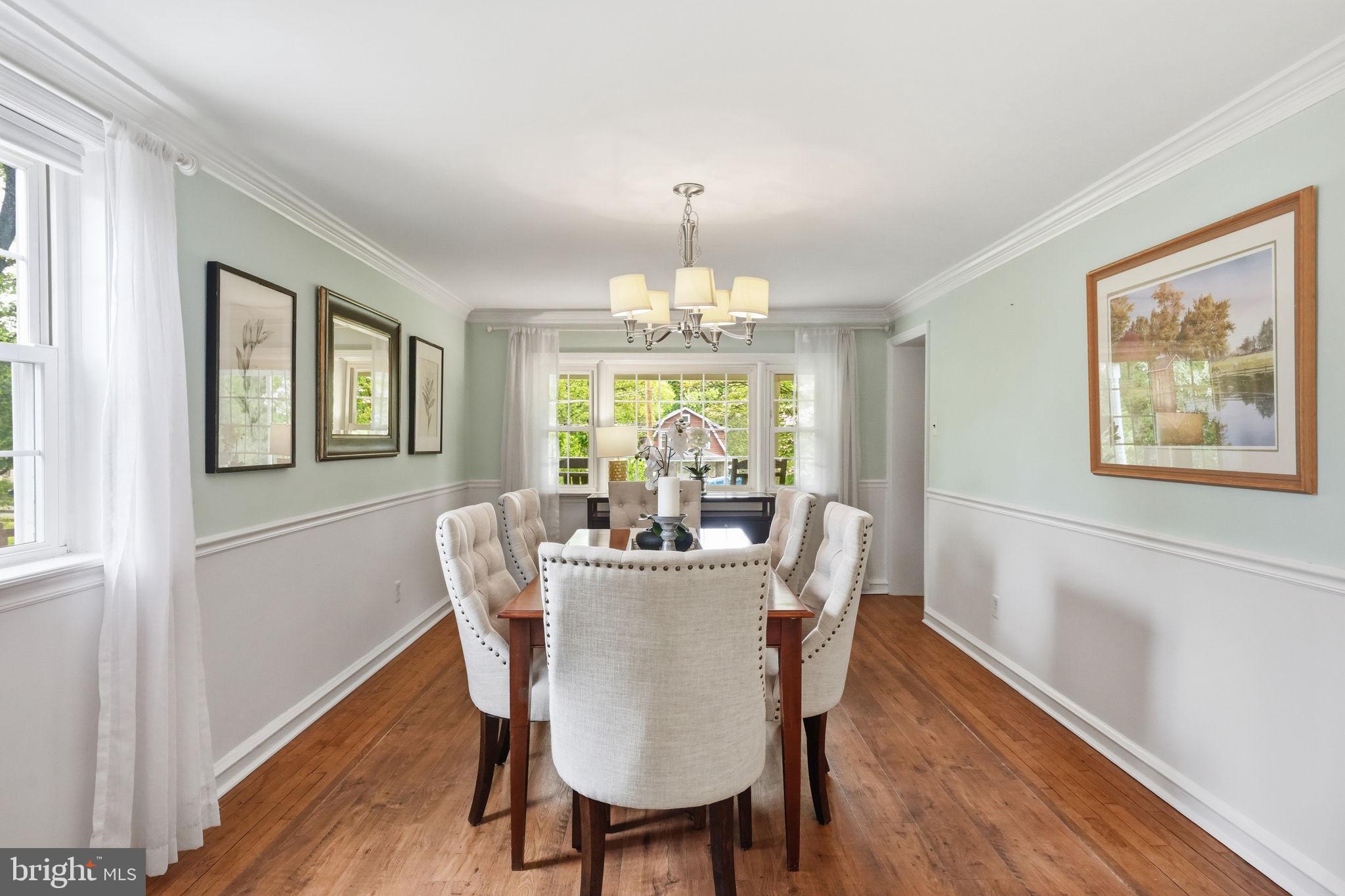 528 South Old Middletown Road Media, PA 19063 - Photo 16 of 28 Bright and airy dining space.