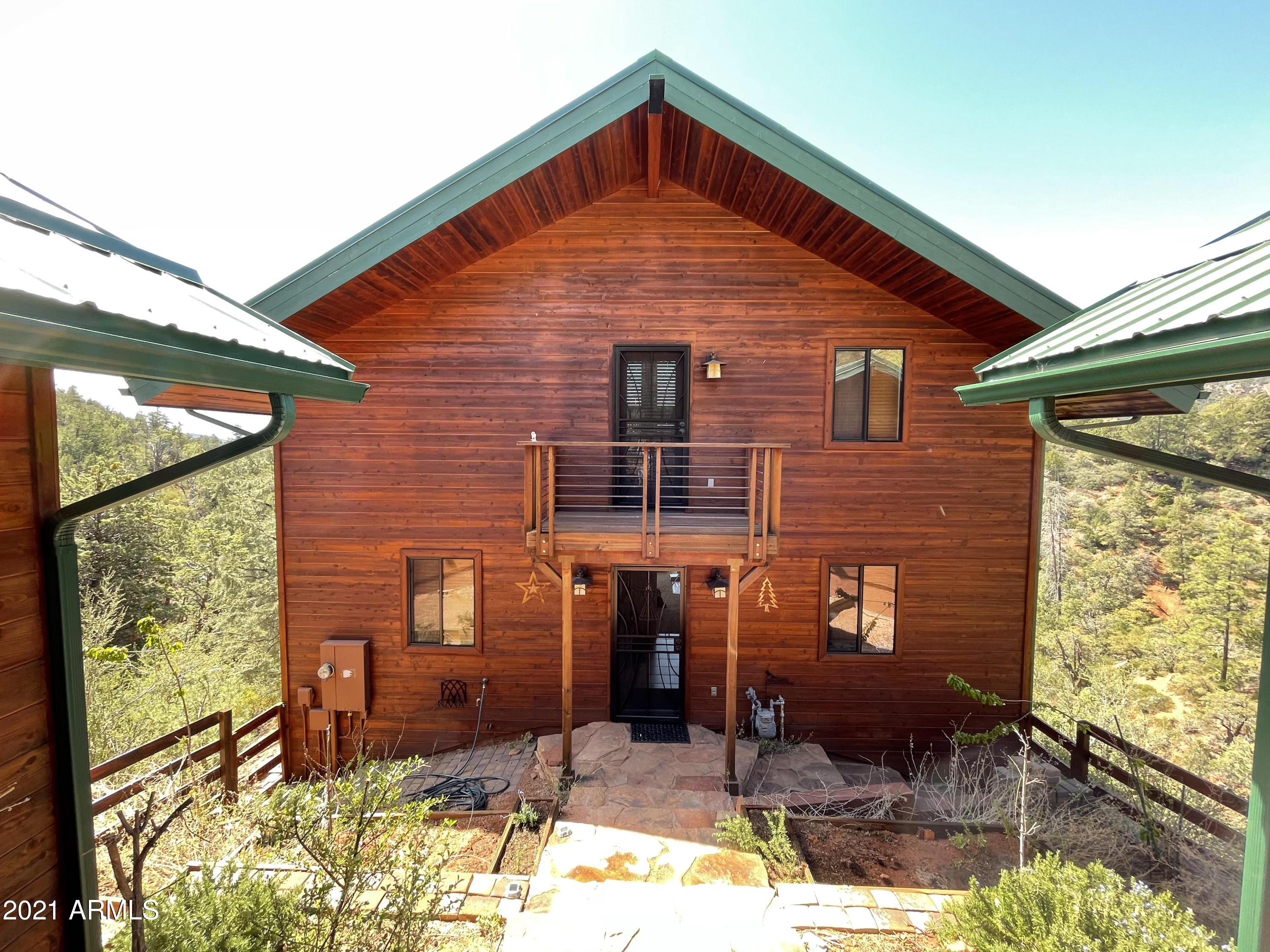 6442 West Ruin Hill Loop Pine, AZ 85544 - Photo 2 of 54 FrontCourtyard