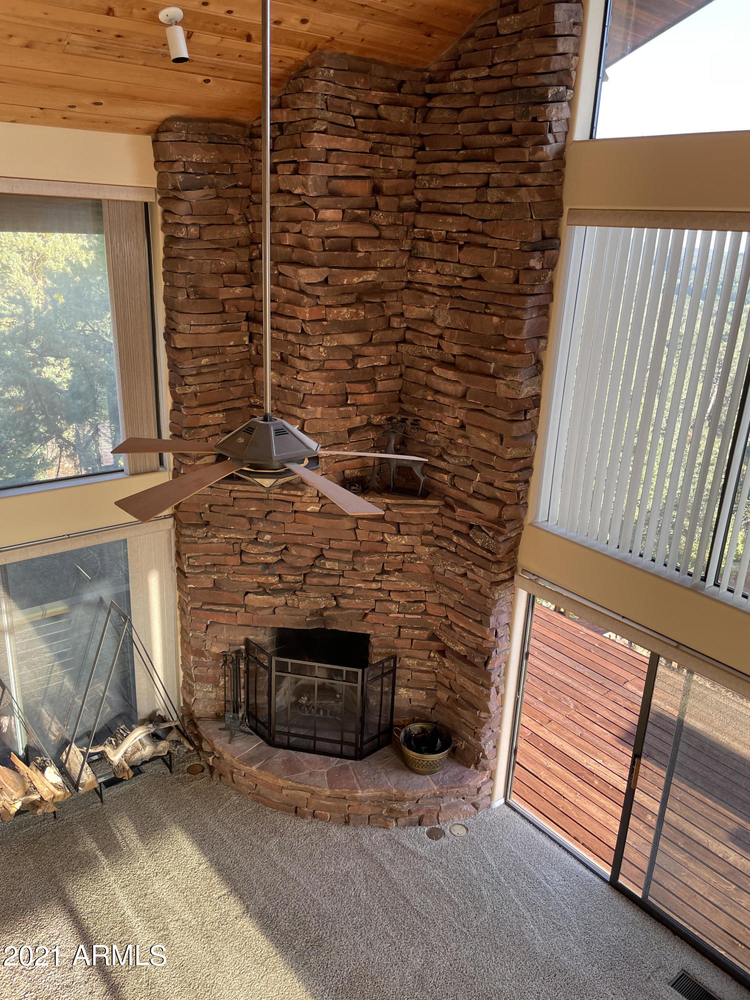 6442 West Ruin Hill Loop Pine, AZ 85544 - Photo 22 of 54 MainFireplaceFromLoft