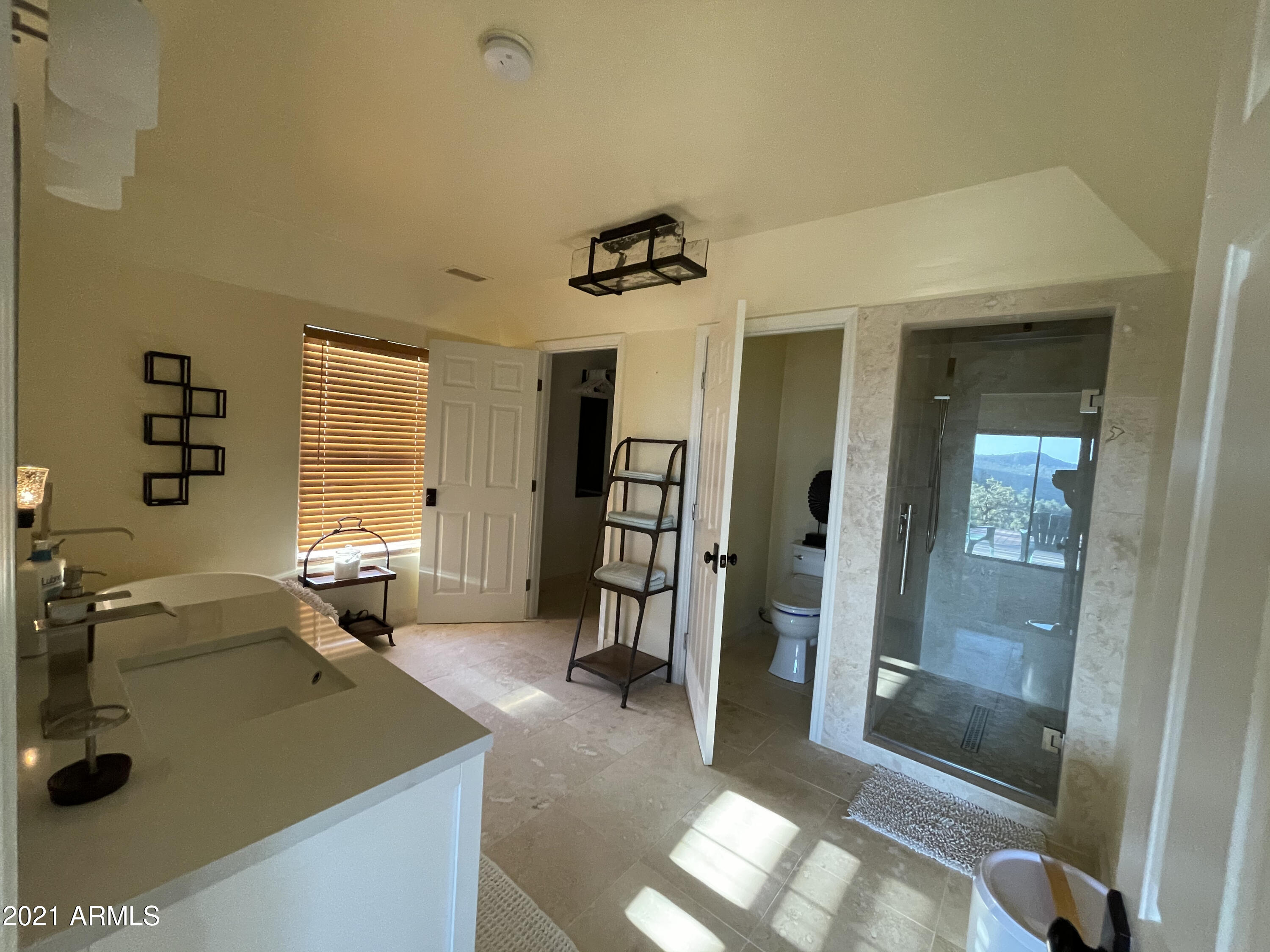 6442 West Ruin Hill Loop Pine, AZ 85544 - Photo 45 of 54 Owner'sBath