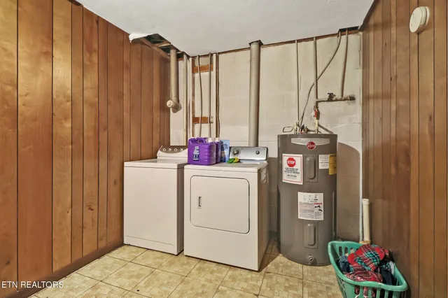 a view of a yard with a lake view