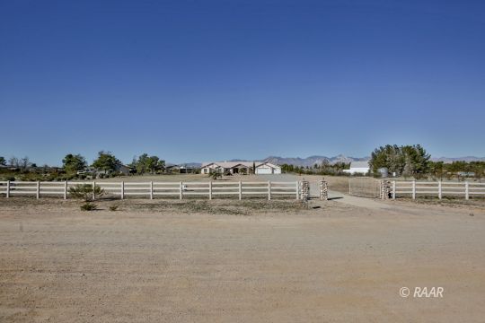 411 North Wildflower Street Ridgecrest, CA 93555 - Photo 34 of 35