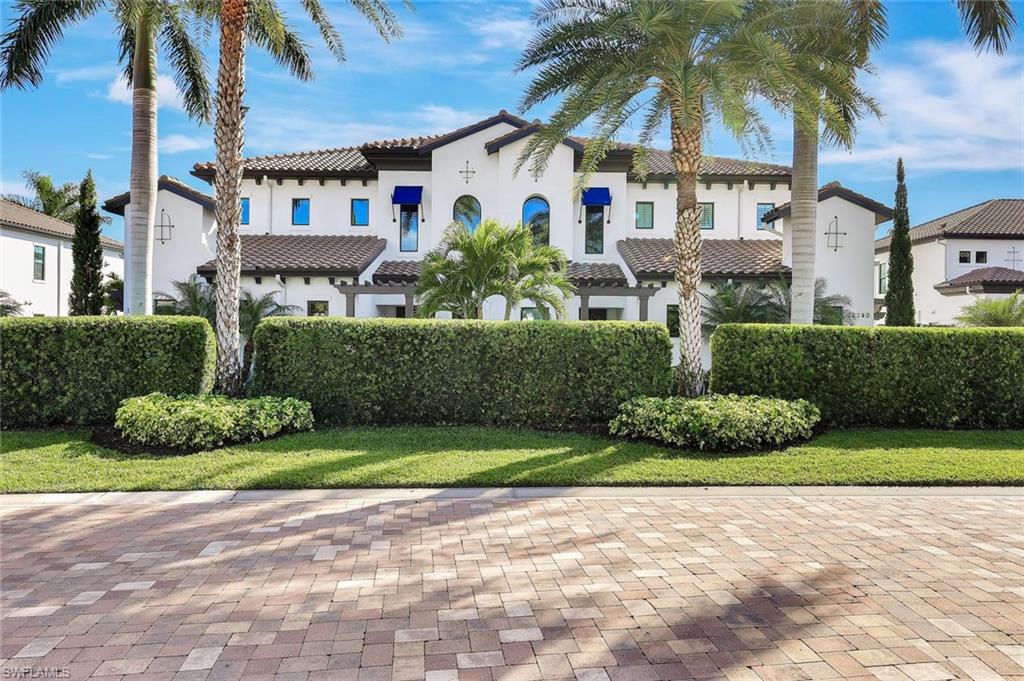 16340 Corsica Way, Unit 101 Naples, FL 34110 - Photo 38 of 48 Gallery Image 38