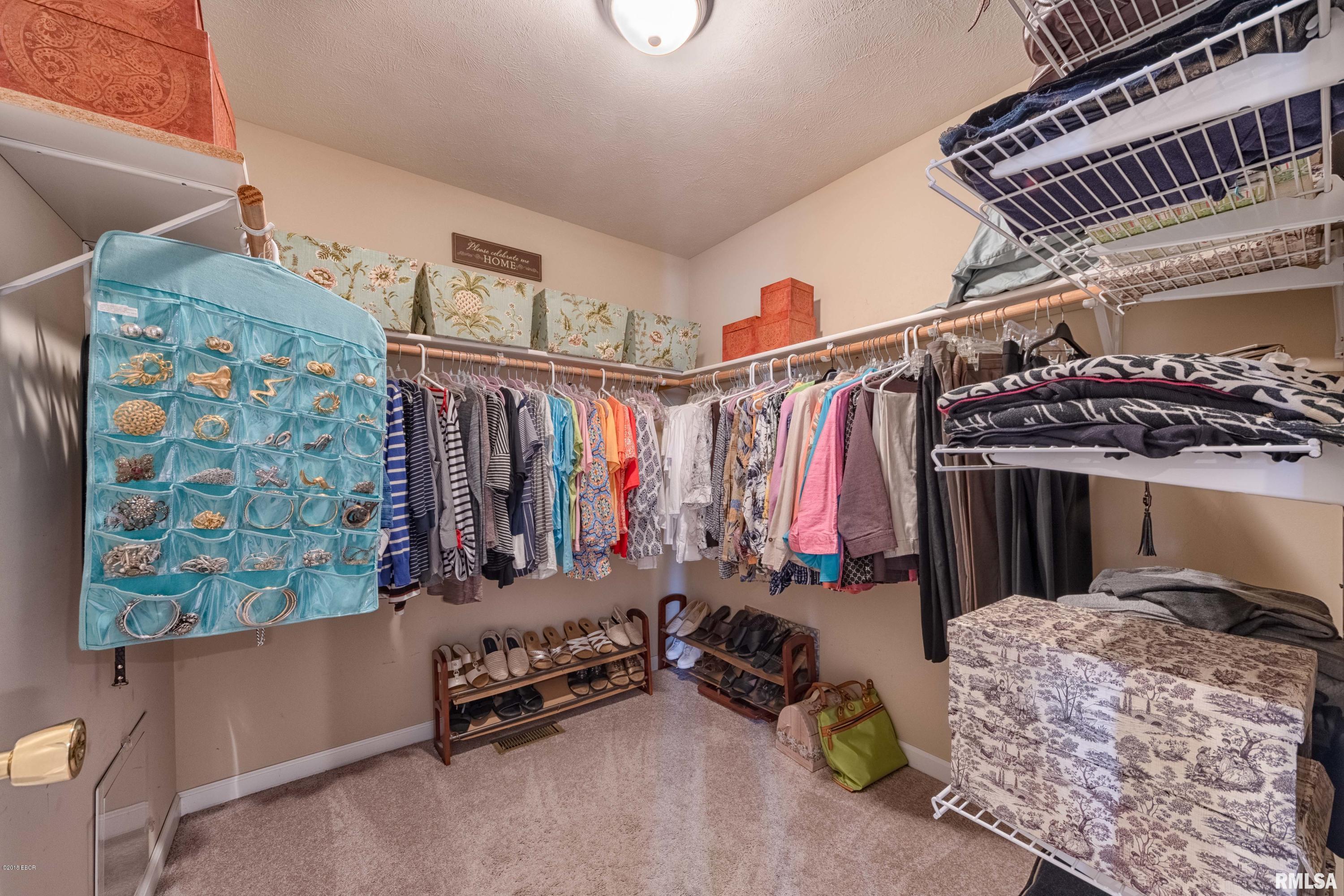 1800 Dynasty Road Herrin, IL 62948 - Photo 11 of 20