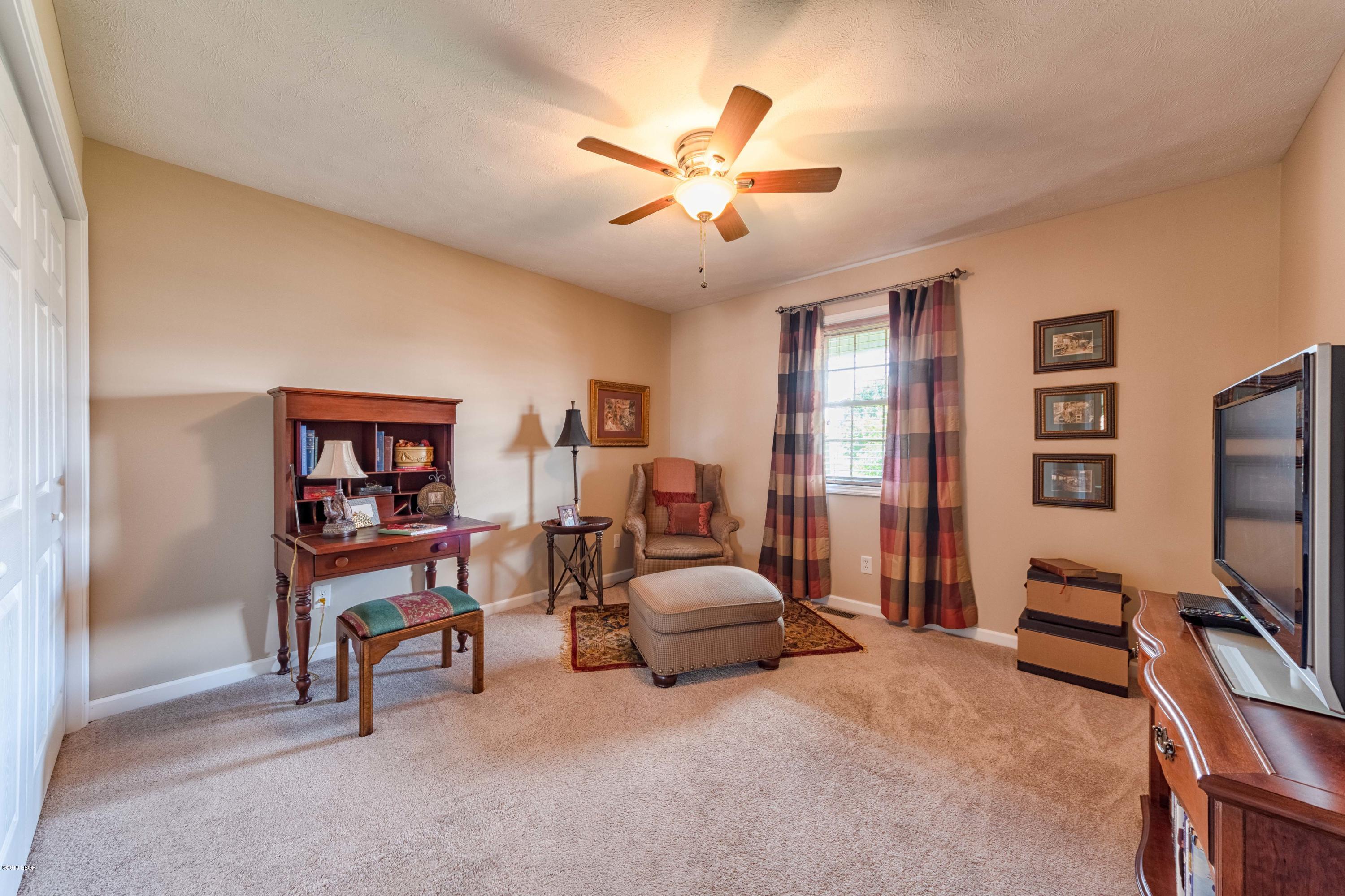 1800 Dynasty Road Herrin, IL 62948 - Photo 13 of 20