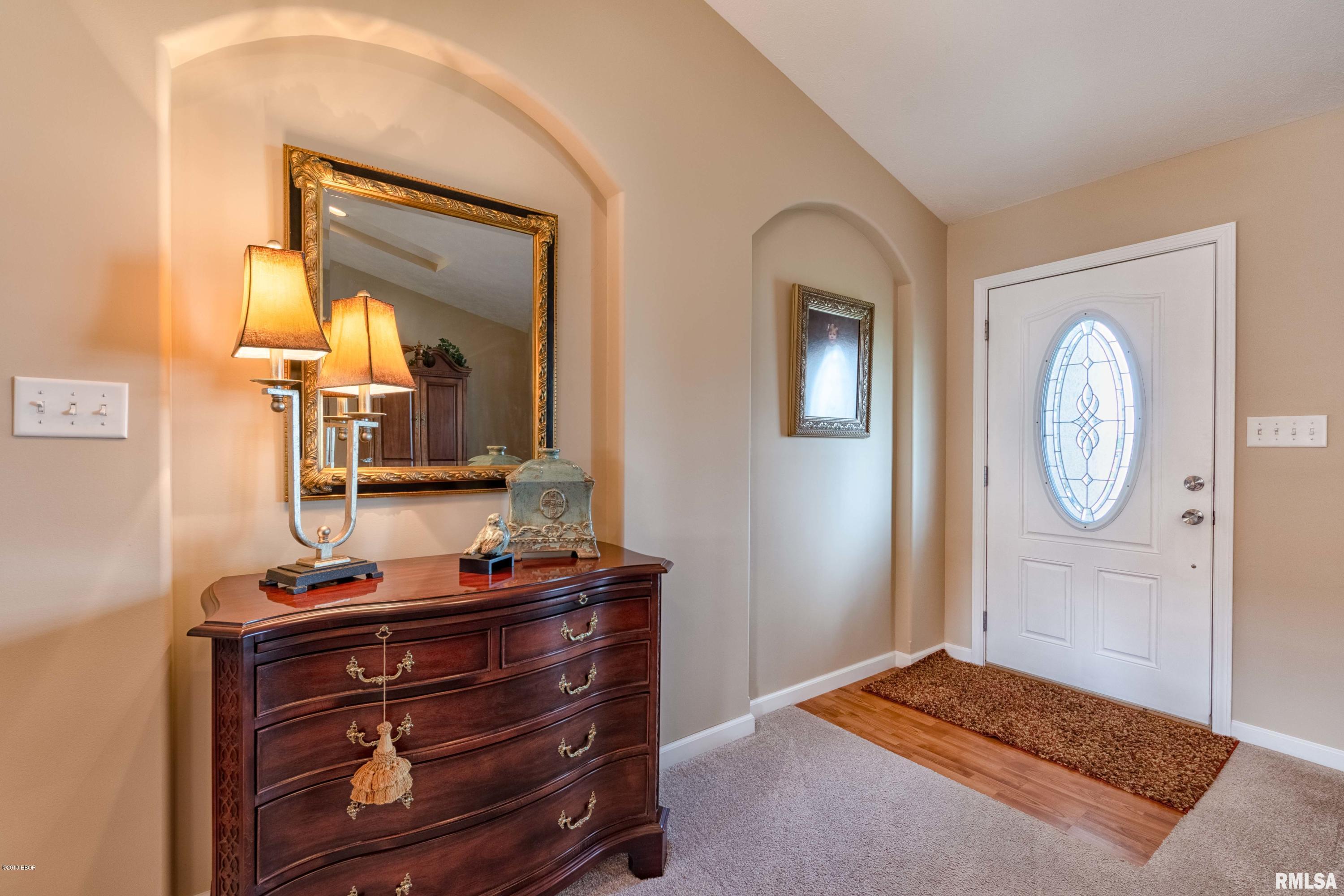 1800 Dynasty Road Herrin, IL 62948 - Photo 4 of 20