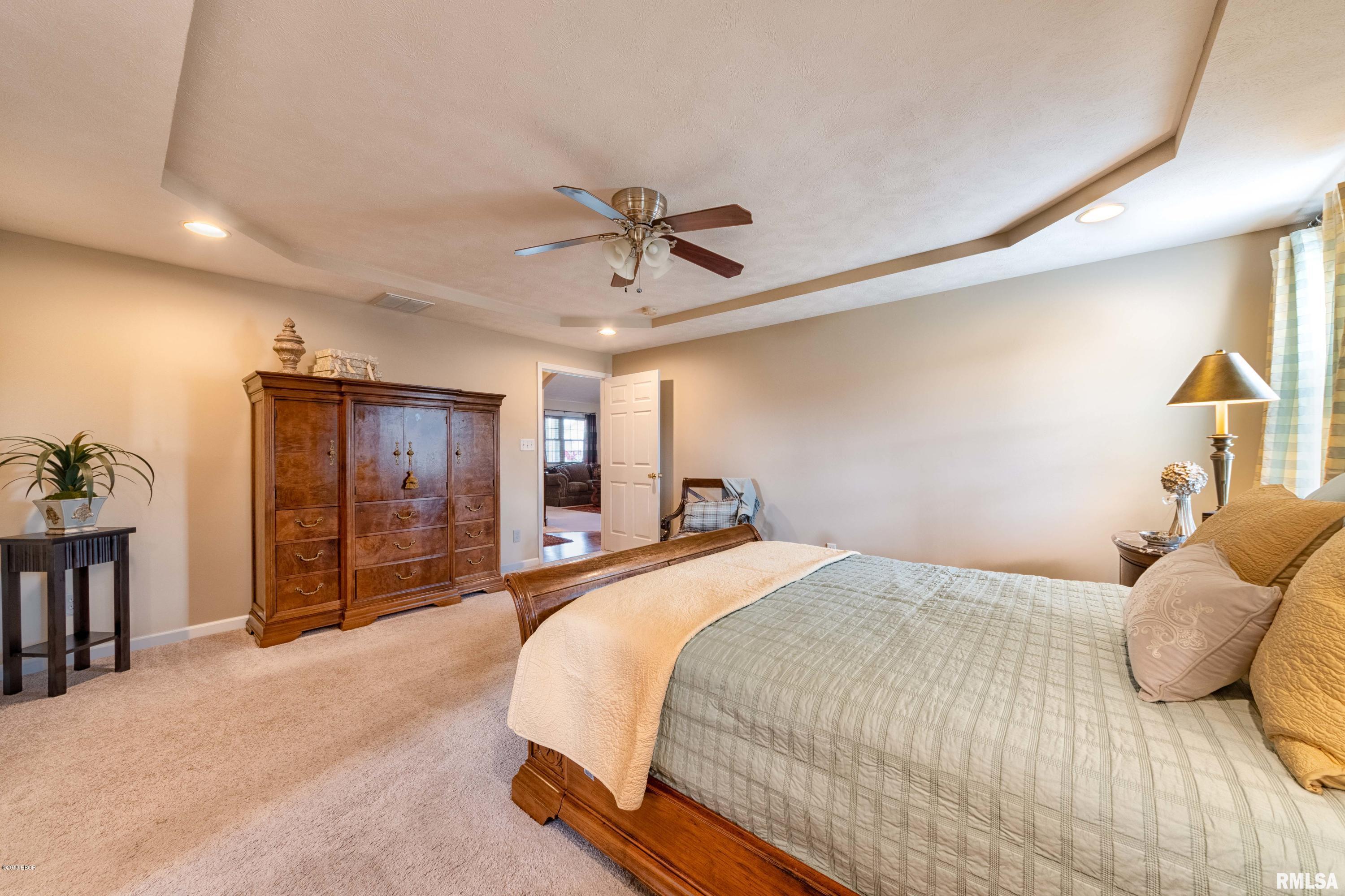 1800 Dynasty Road Herrin, IL 62948 - Photo 10 of 20