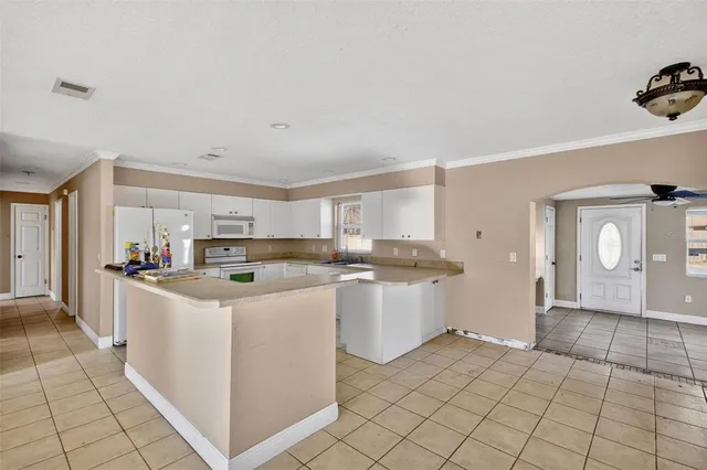 $299,990 | 2509 Willow Oak Drive, Edgewater, FL 32141