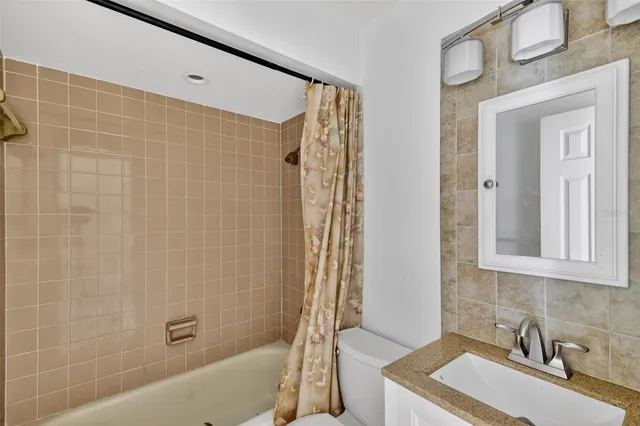 $299,990 | 2509 Willow Oak Drive, Edgewater, FL 32141