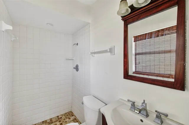 $299,990 | 2509 Willow Oak Drive, Edgewater, FL 32141