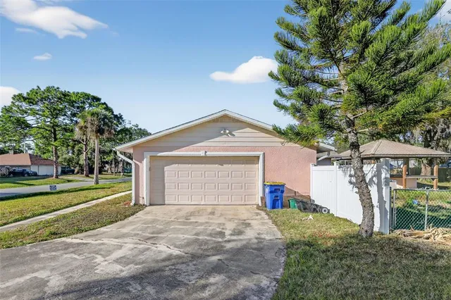$299,990 | 2509 Willow Oak Drive, Edgewater, FL 32141
