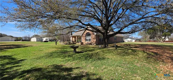 $599,000 | 3912 Chisholm Trail, Salado, TX 76571