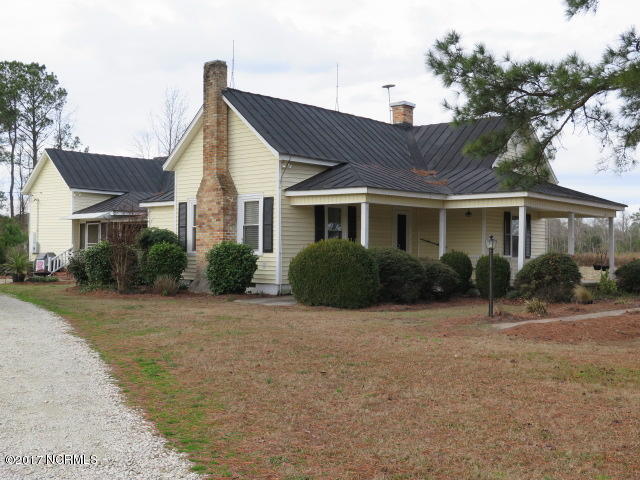 1324 Panhandle Road Faison, NC 28341 - Photo 1 of 19 IMG_1983