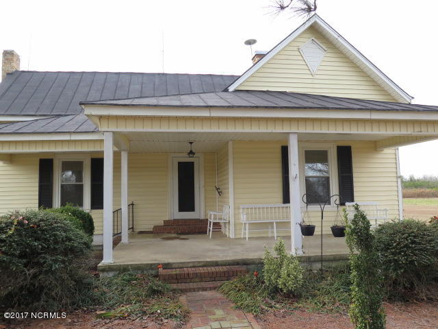1324 Panhandle Road Faison, NC 28341 - Photo 4 of 19 IMG_1988
