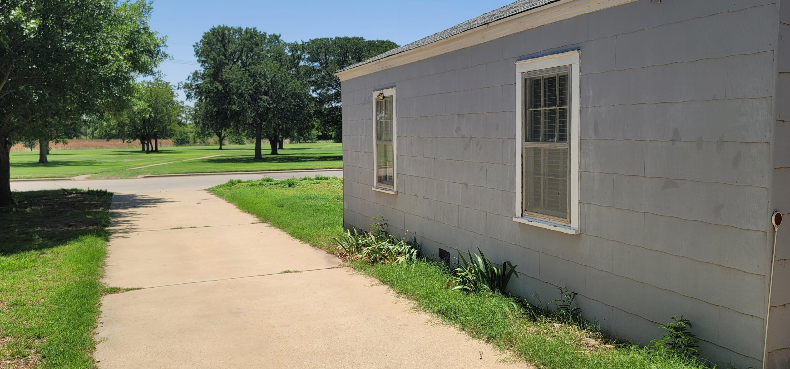 2214 40th Street Lubbock, TX 79412 - Photo 59 of 61 7a
