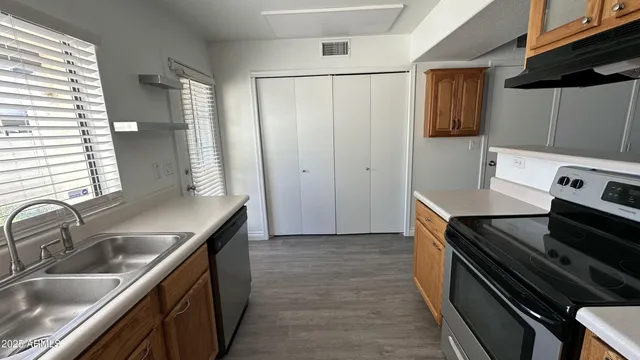 $1,595 | 7801 North 44th Drive, Unit 1183, Glendale, AZ 85301