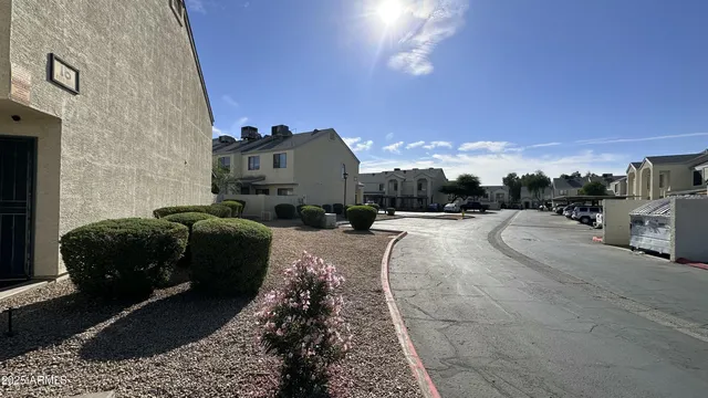 $1,595 | 7801 North 44th Drive, Unit 1183, Glendale, AZ 85301