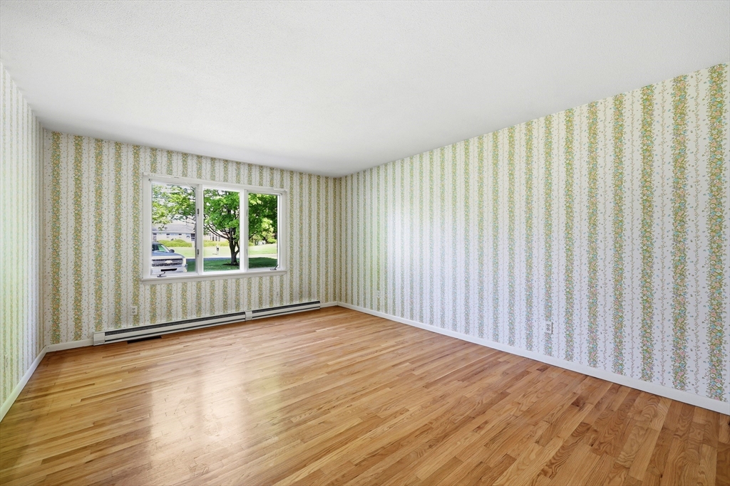1303 Plumtree Road Springfield, MA 01119 - Photo 22 of 39 Gallery Image 22