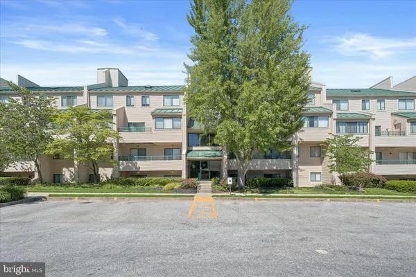 $235,000 | 4 Winners Circle, Unit 1A, Owings Mills, MD 21117