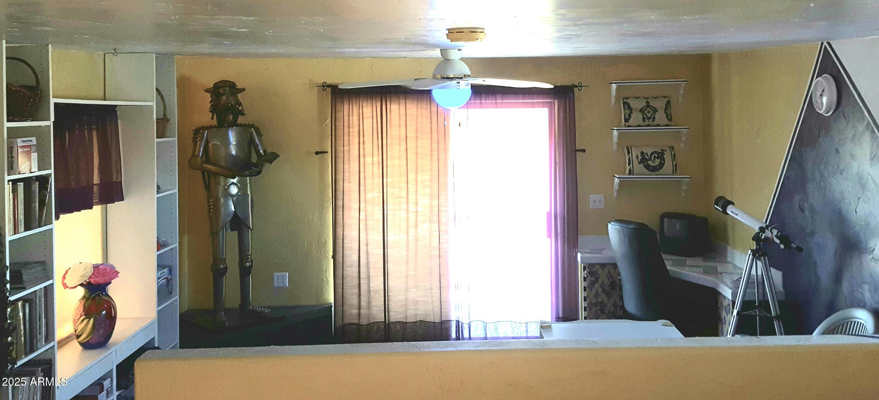 2860 North Elliott Road Ajo, AZ 85321 - Photo 18 of 35 a view of living room